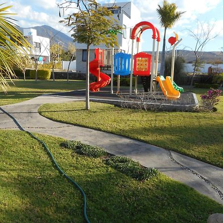 Hermosa Casa En Orilla Del Lago -Zona De Villedos- San Cristobal Zapotitlan Kültér fotó